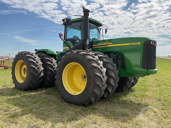 Jonh Deere 9420 tractor